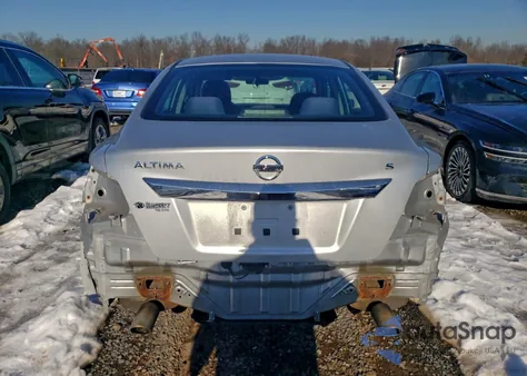 2015 Nissan Altima 2.5 from USA, damaged, VIN 1N4AL3AP1FC189201